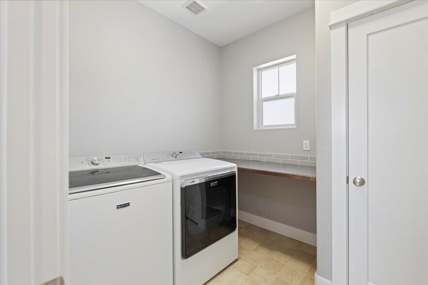 Building Photo - 3631 S Pheasant Tail Way