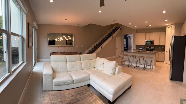 Building Photo - 8975 Kingsmoor Wy