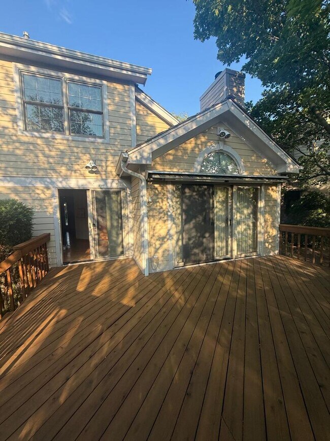 Building Photo - 2286 Brookside Ln