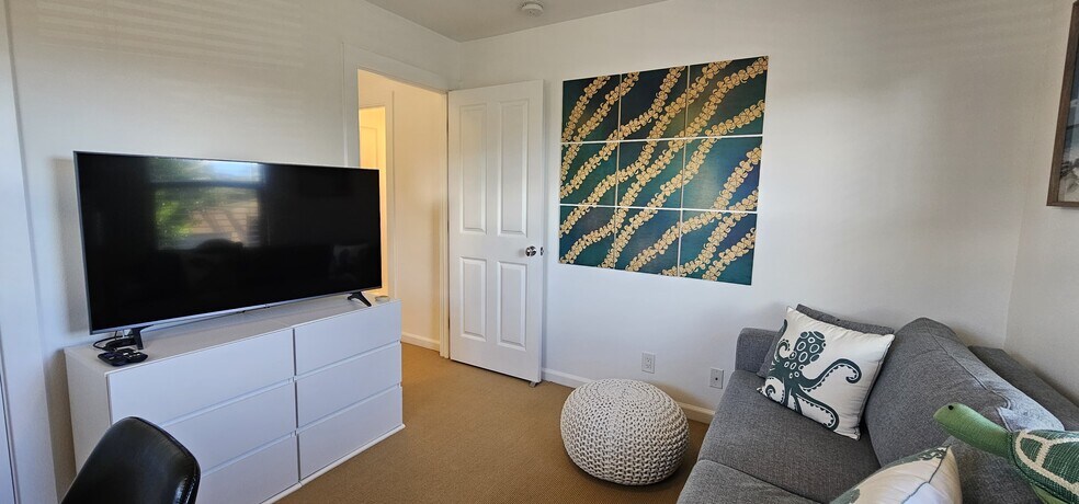 Office - Spare Bedroom - 14 Hoku Pl