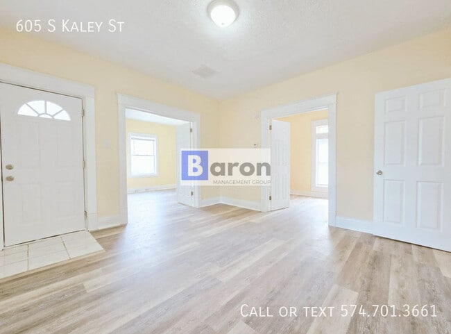 Building Photo - 605 S Kaley St