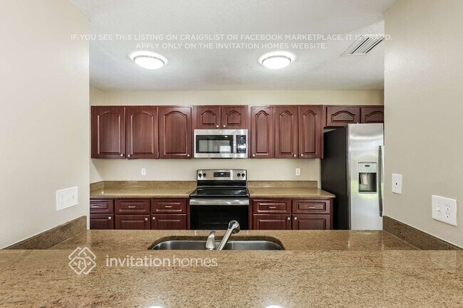 Building Photo - 2013 Green Juniper Ln