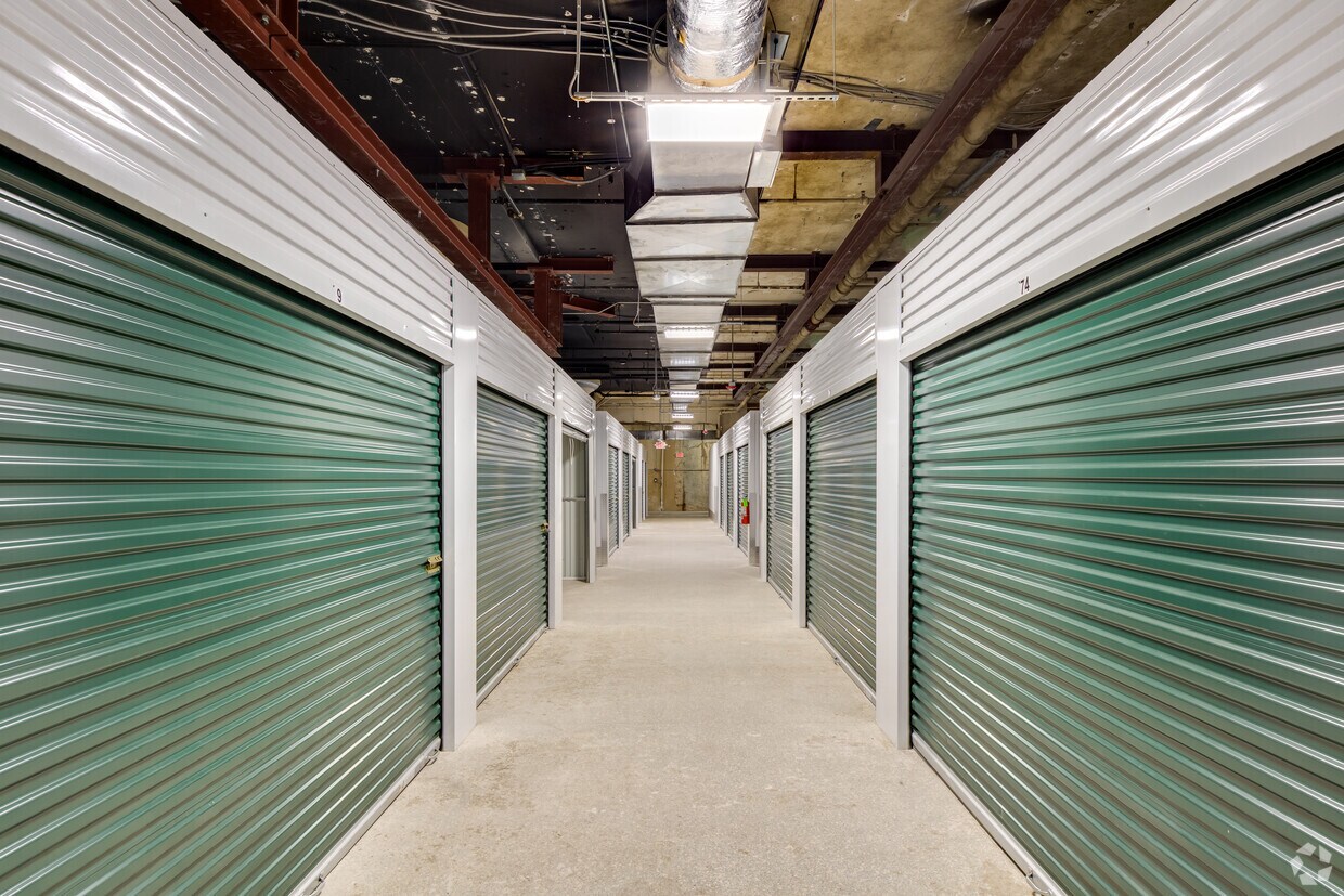 the montgomery apartments okc