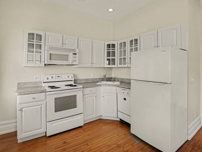 Building Photo - 125 E Maumee St