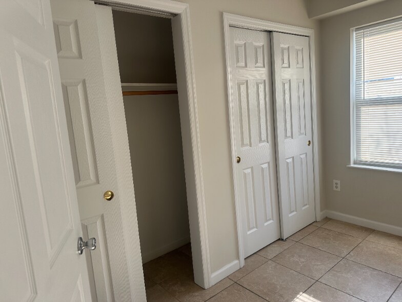 Building Photo - 6114 Palisade Ave