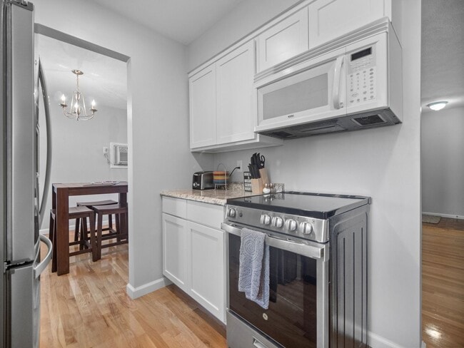 Building Photo - Comfort & Convenience in the Heart of Spokane (Furnished)