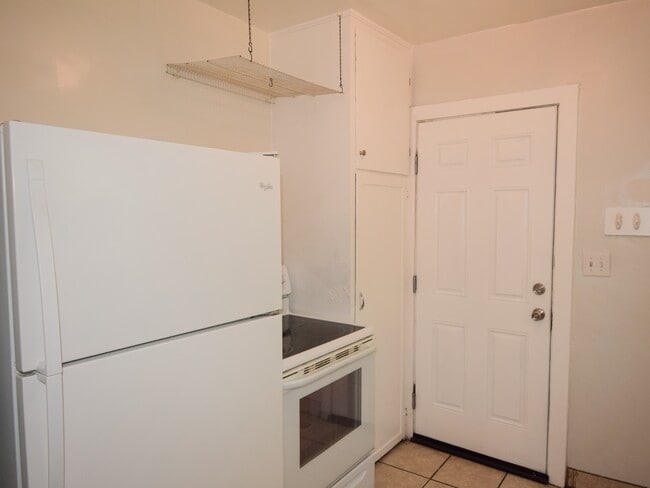 Building Photo - 36 1/2 N 200 W