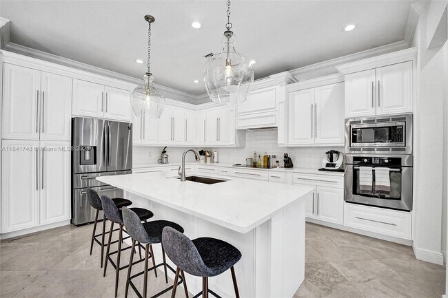 Building Photo - 1727 Victoria Pointe Cir