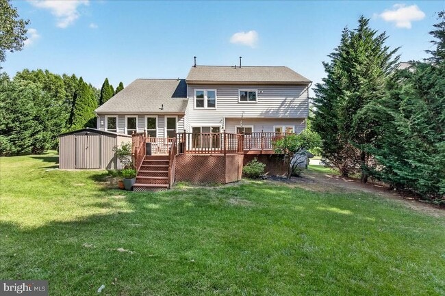 Building Photo - 6430 Bellevue Pl