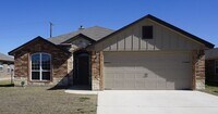Building Photo - 6500 Castle Gap Dr