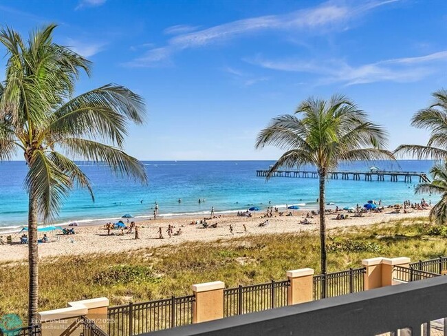 Building Photo - 4444 El Mar Dr