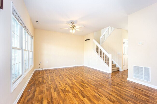 Building Photo - Liberty Square Townhouse with Upgrades!