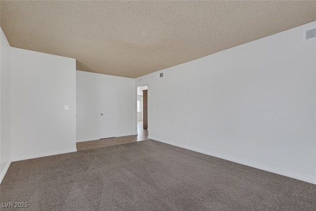 Building Photo - 6977 Pleasant View Ave