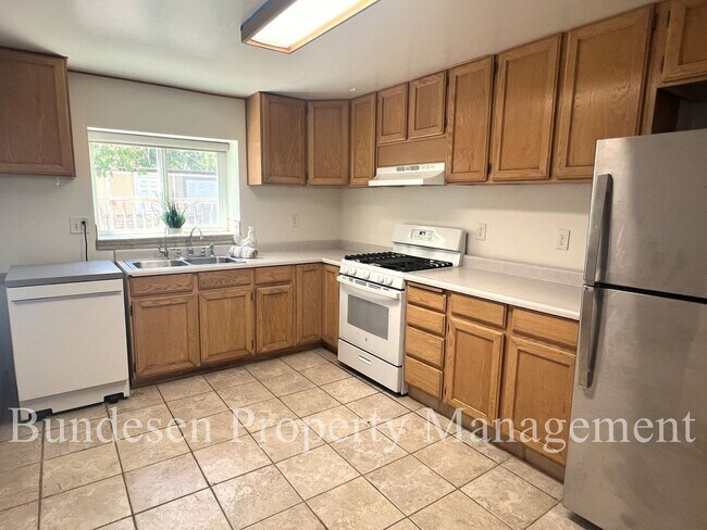 Building Photo - 6030 Fredricks Rd