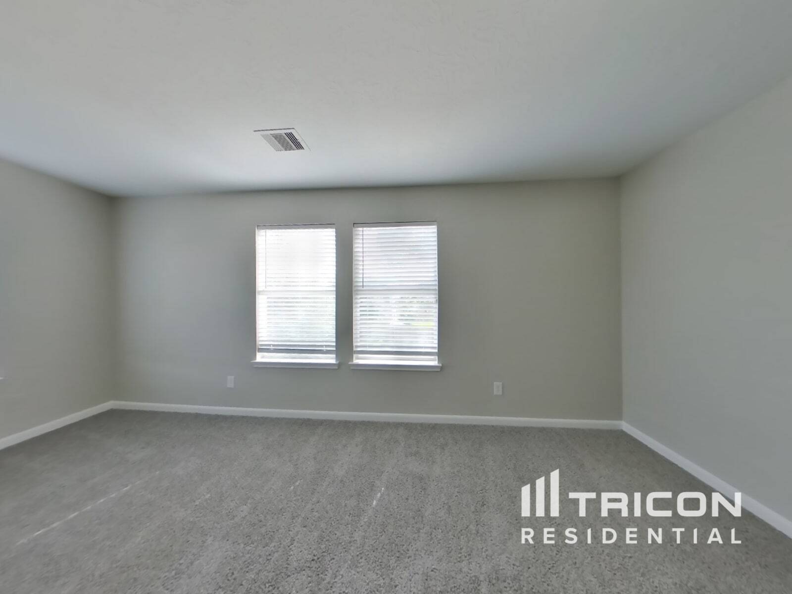 Building Photo - 20603 Fair Castle Dr