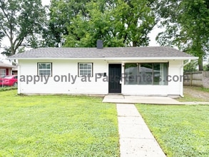 Building Photo - 3153 Normandy Rd
