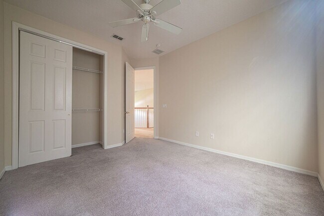 Building Photo - 10106 Willow Grove Ct
