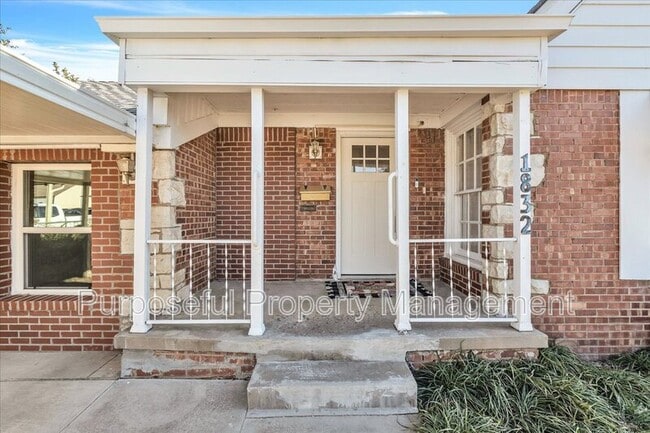 Building Photo - 1832 NW 34th St