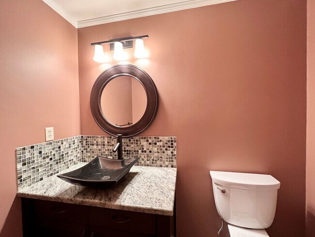 Building Photo - Golf Course Home in Mill Creek!