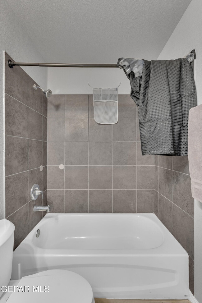 Building Photo - 14557 Desert Poppy Ct