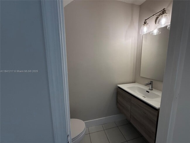Building Photo - 16736 Hemingway Dr