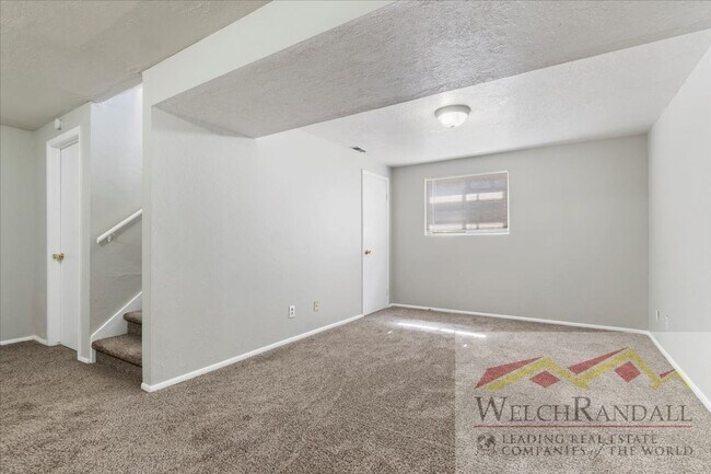Building Photo - Beautiful Rental Home in Highland