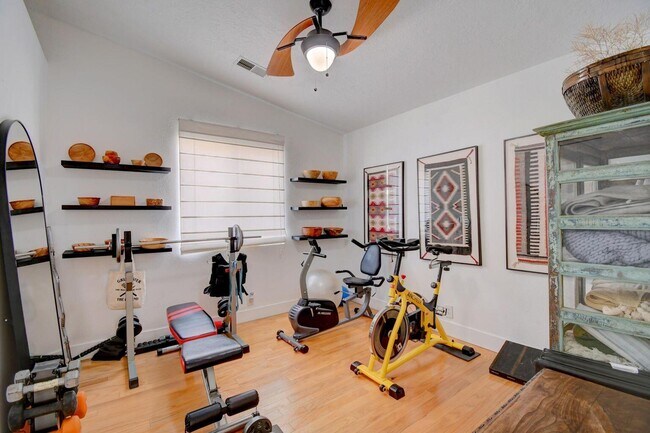 Building Photo - 11118 Jewel Cave Rd SE