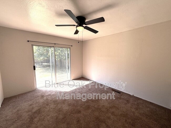 Building Photo - 191 E Washington Ave