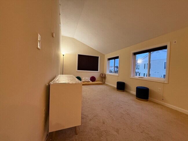 Building Photo - 32 John Hancock Dr