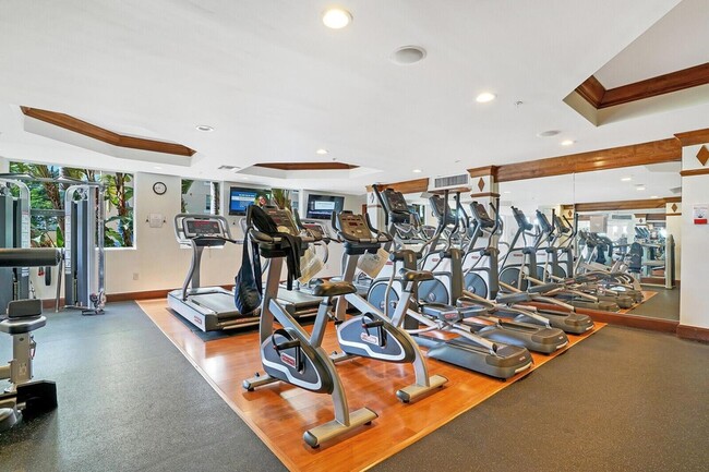 Building Photo - 1801 N Flagler Dr