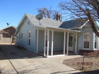 Building Photo - 416 N Kinsley Ave