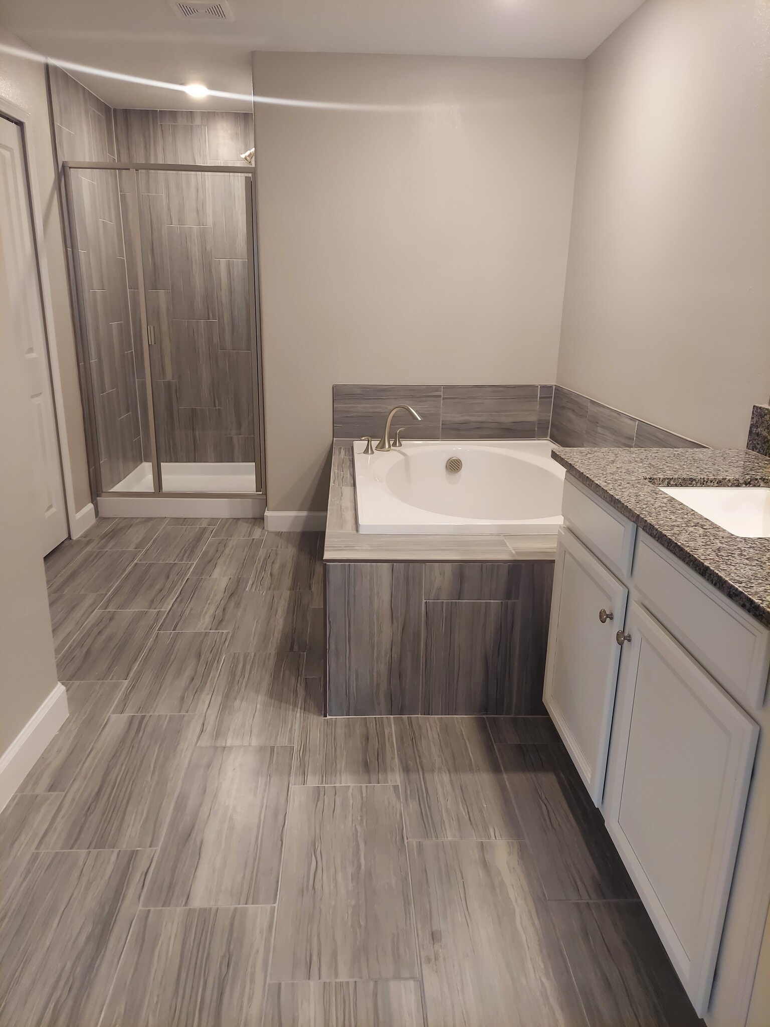 Building Photo - 17472 Radiant Shine Way