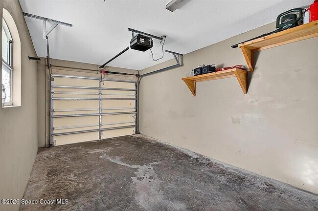 Building Photo - 361 Del Monte Rd