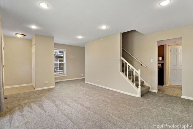 Building Photo - 2336 Old Kings Ct