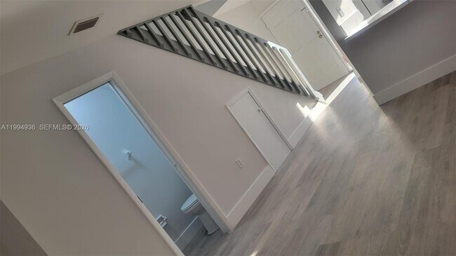 Building Photo - 6850 NW 173rd Dr