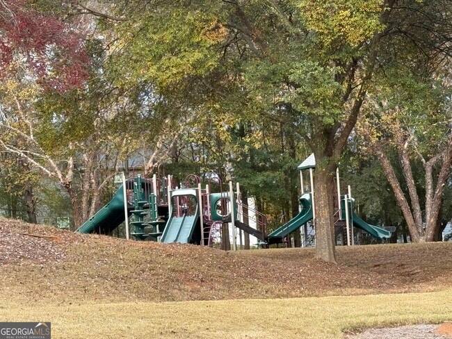 Building Photo - 20 Kestrel Cir