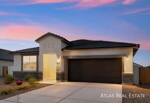 Building Photo - 1168 W Castle Ct