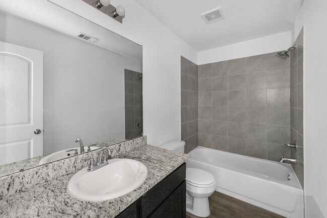 Building Photo - 12998 Sorrento Bay Dr