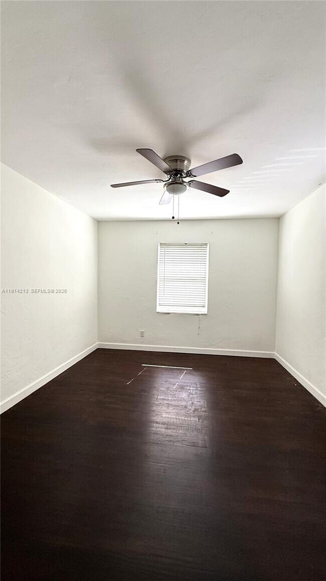 Building Photo - 755 NE 91st St