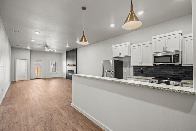 Building Photo - 4106 Trenton Ave