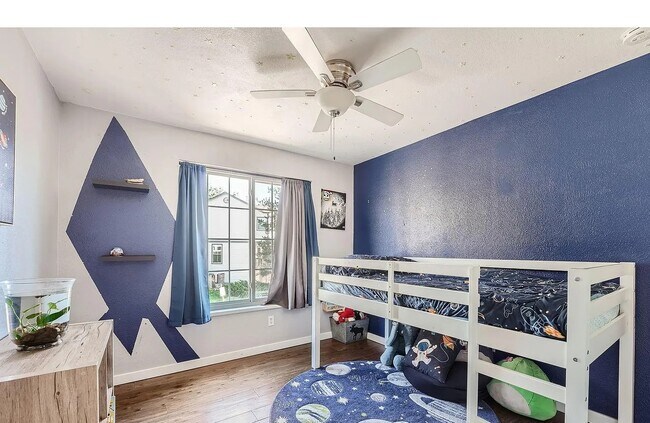 Building Photo - 10440 W 83rd Ave