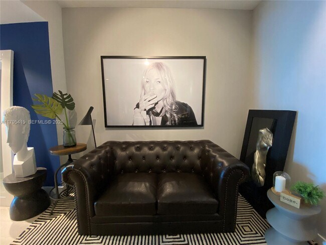 Building Photo - 888 Biscayne Blvd