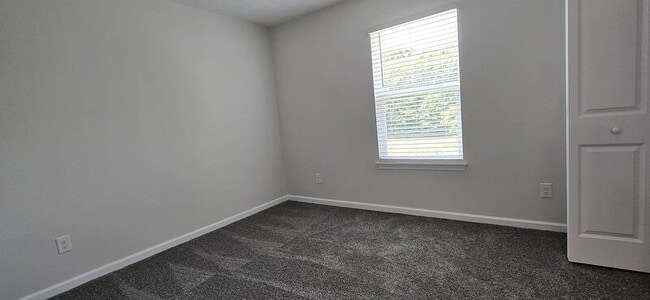 Building Photo - 3472 Bushwillow Dr