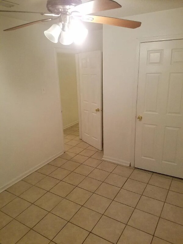 Building Photo - 7820 Dorsett Dr