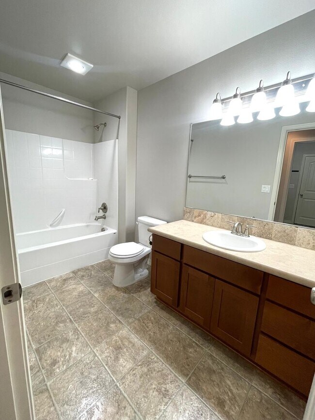 Building Photo - Gorgeous Home in Fountain Hills!
