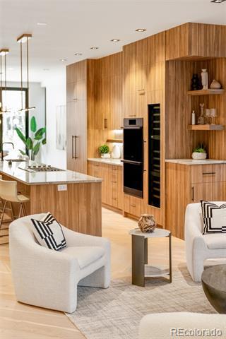 Building Photo - 332 Steele St