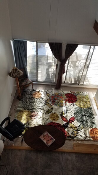 Building Photo - 661 Springtown Rd