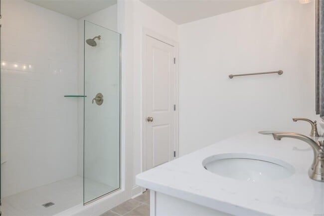 Building Photo - 9300 Charley Ln