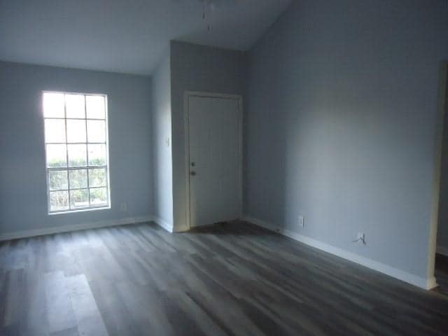 Building Photo - 408 Fisher St