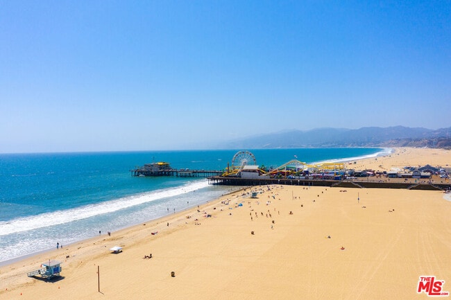 Building Photo - 1751 Appian Wy